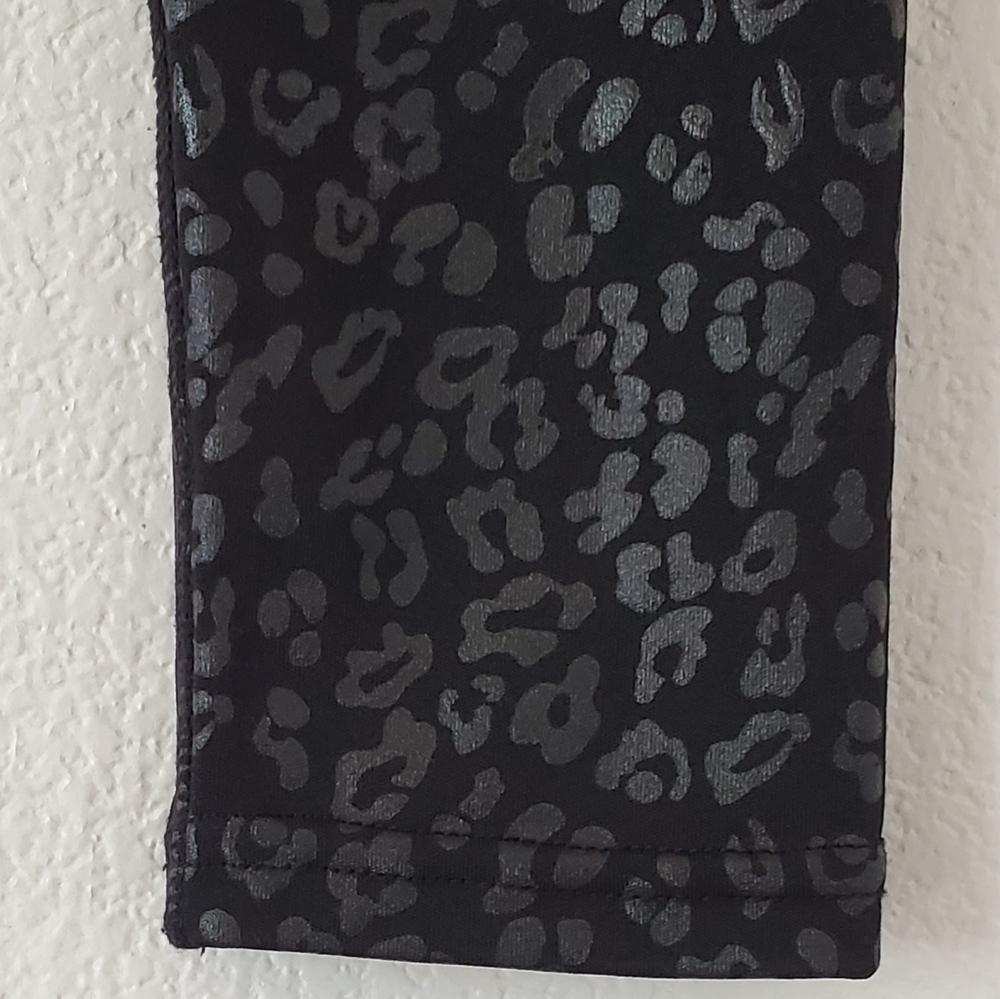 LA‎ SOCIETY Leopard Print Black Leggings. - Picture 7 of 10